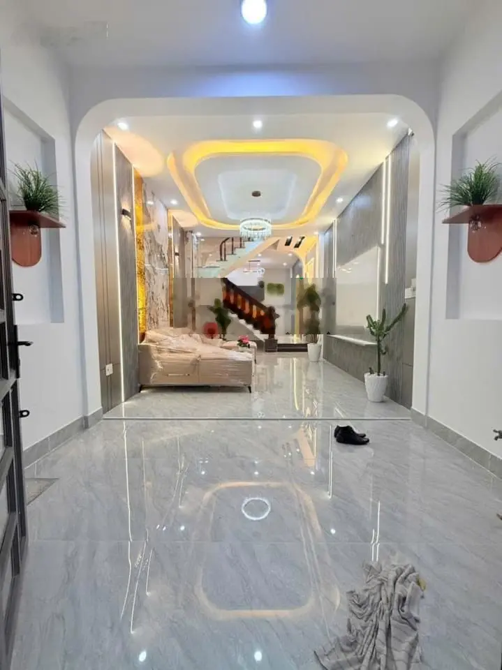 Bán Nhà Phố SHR MT Trần Thị Do 4x14, 4 lầu,,6tỷ3TL,,0937 156 *** Tuấn.