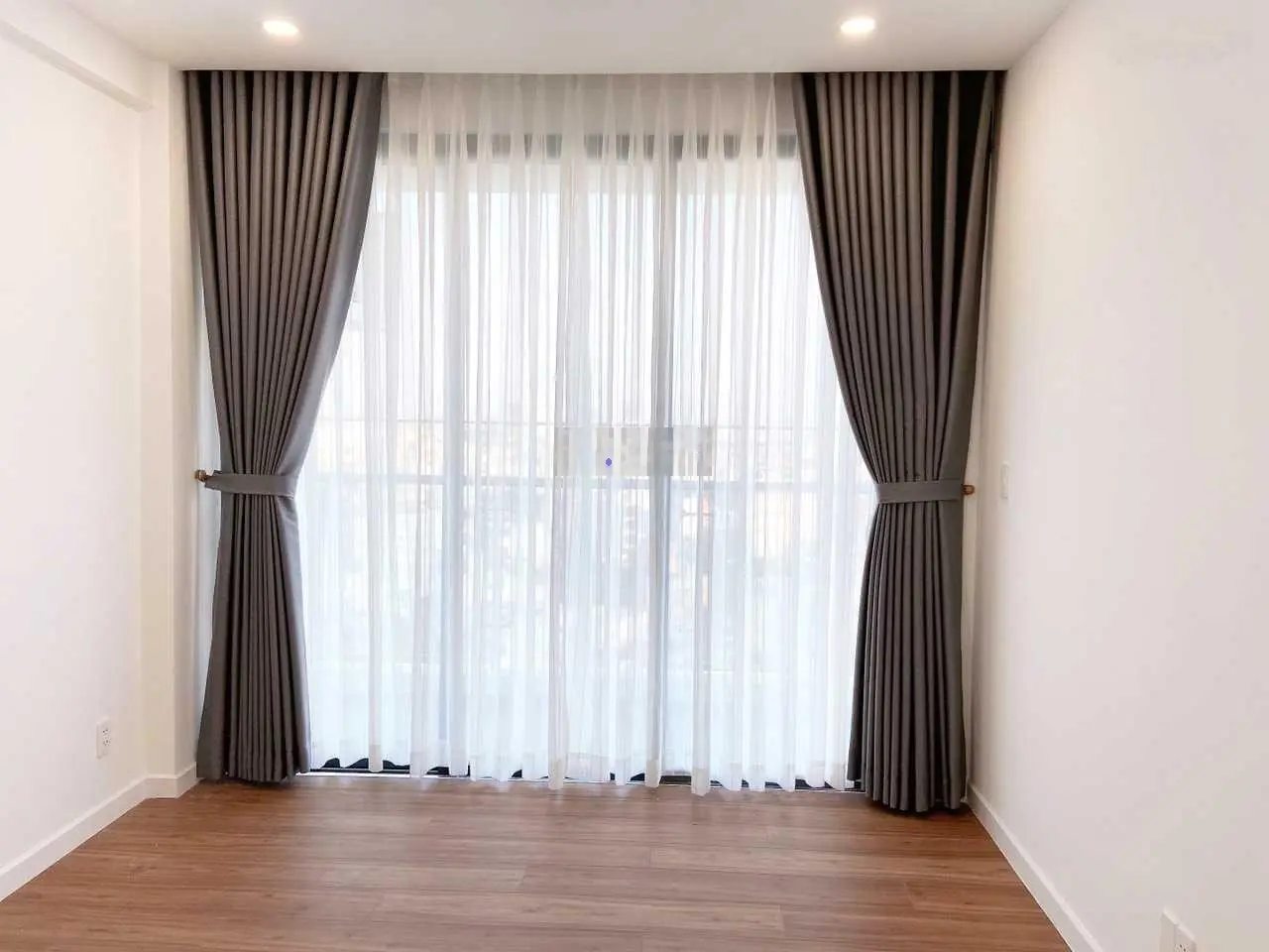 Bán chung cư D'Lusso - 3PN - 3WC - 6.3 tỷ