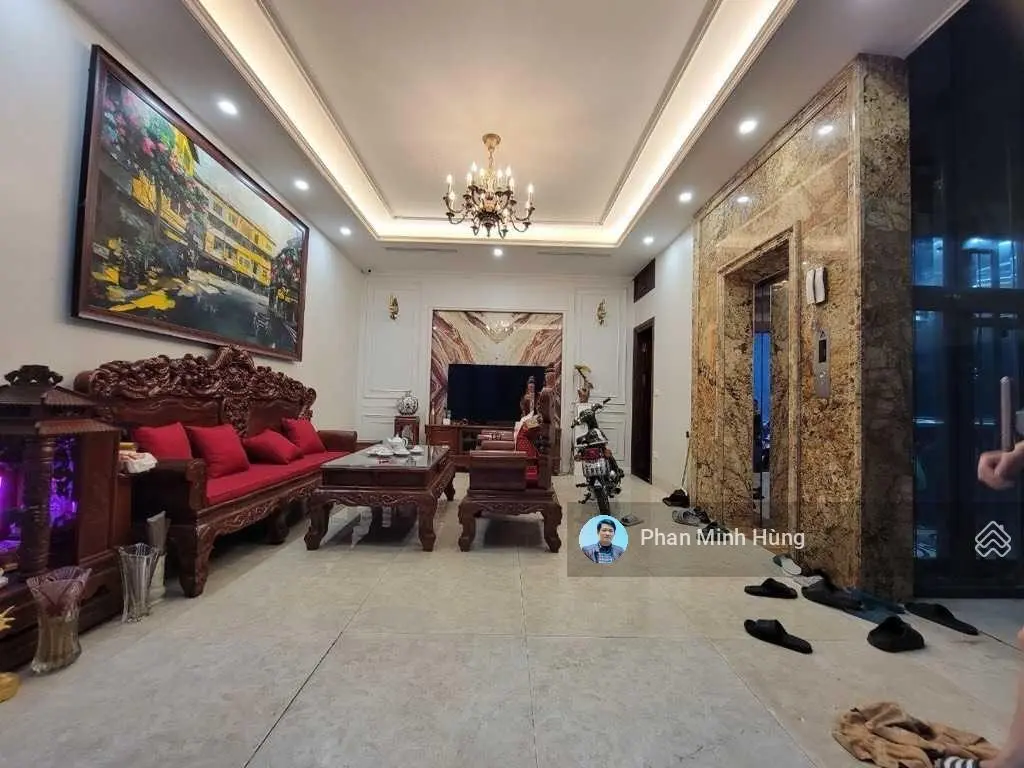 Bán nhà Tứ Liên, nhà đẹp ở luôn, 42m2, 7 tầng, 12,1 tỷ