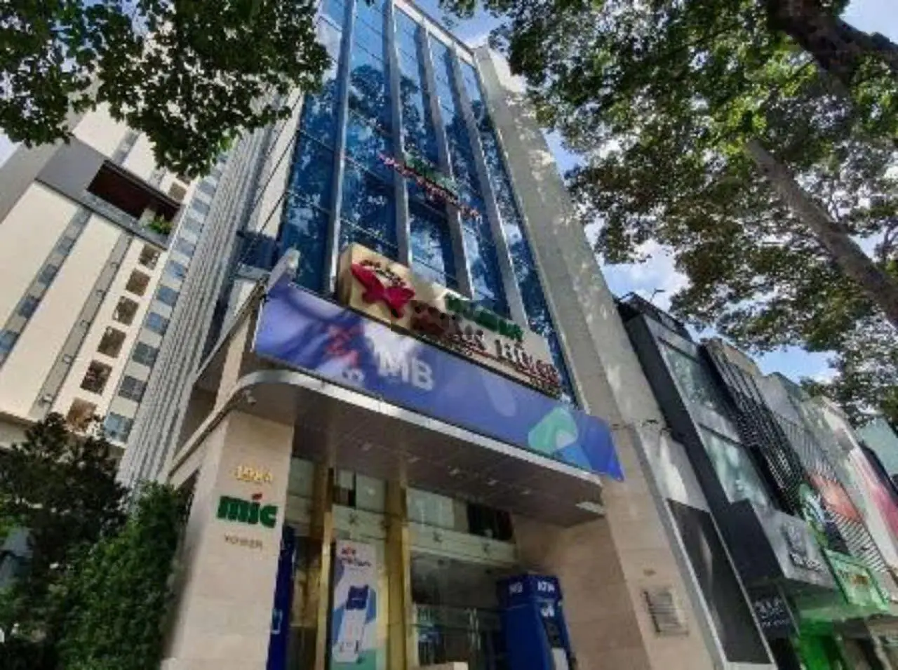 Víp! Nhà mặt phố Ngô Gia Tự, vị trí đẹp kd đỉnh, 330m2, MT 14 m, xây tòa nhà tuyệt đẹp, gía 84 tỷ