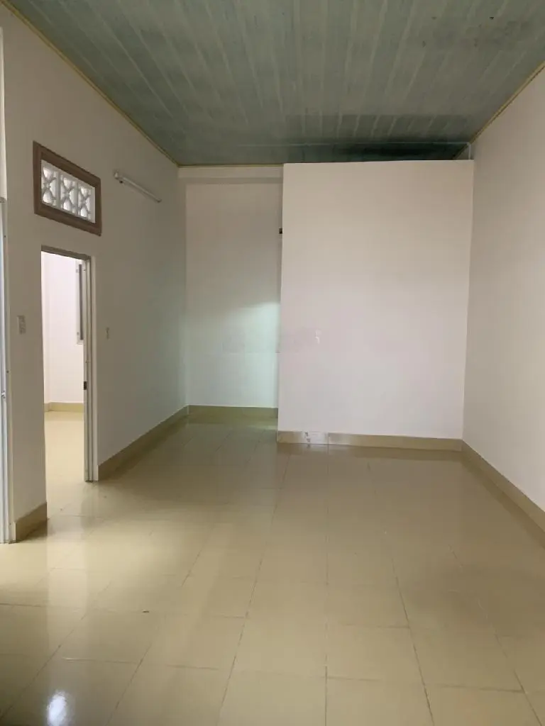 Giảm sốc 1 tỷ, chỉ 3.9x tỷ sở hữu ngay nhà 2 tầng đúc kiên cố, 5.8x11, hoàn công đủ, hỗ trợ vay NH