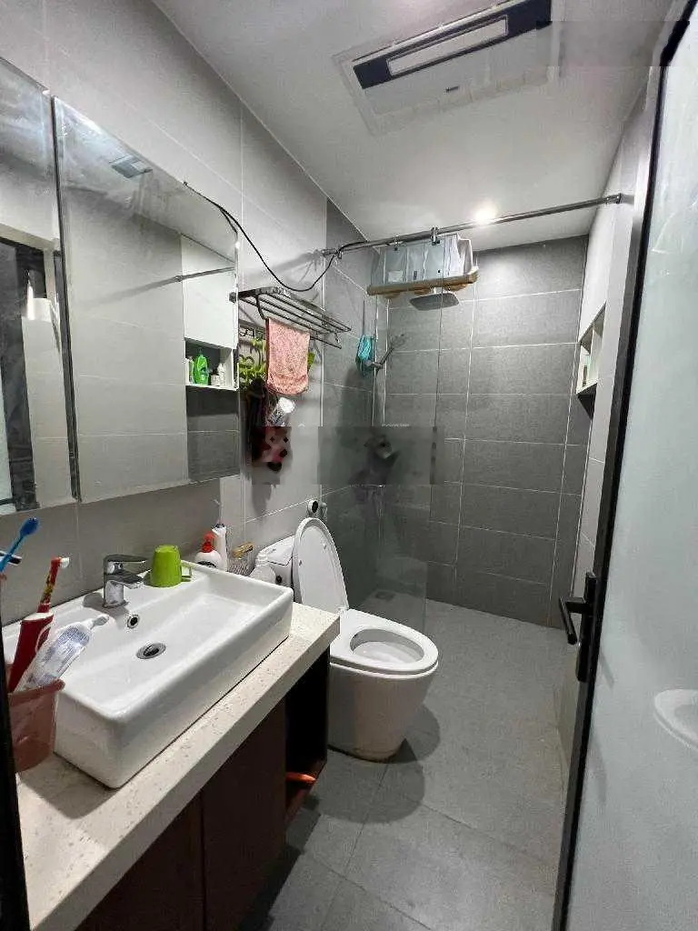 Nhà học viên tài chính - dt68 m2 - 5 tầng - giá 14,2 tỷ - bắc từ liêm - kinh doanh - ô tô tránh