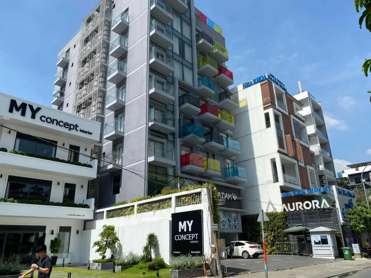 57 tỷ - doanh thu 300 triệu/tháng. Bán tòa nhà CHDV - Thảo Điền. DT: 8.5 x 27m - hầm 5 tầng