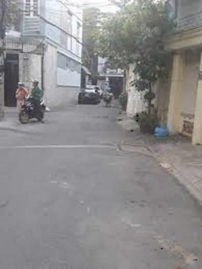 Bán CHDV HXT Trường Sơn, P4, Tân Bình, 105m2, 6 tầng, thang máy. 10 phòng