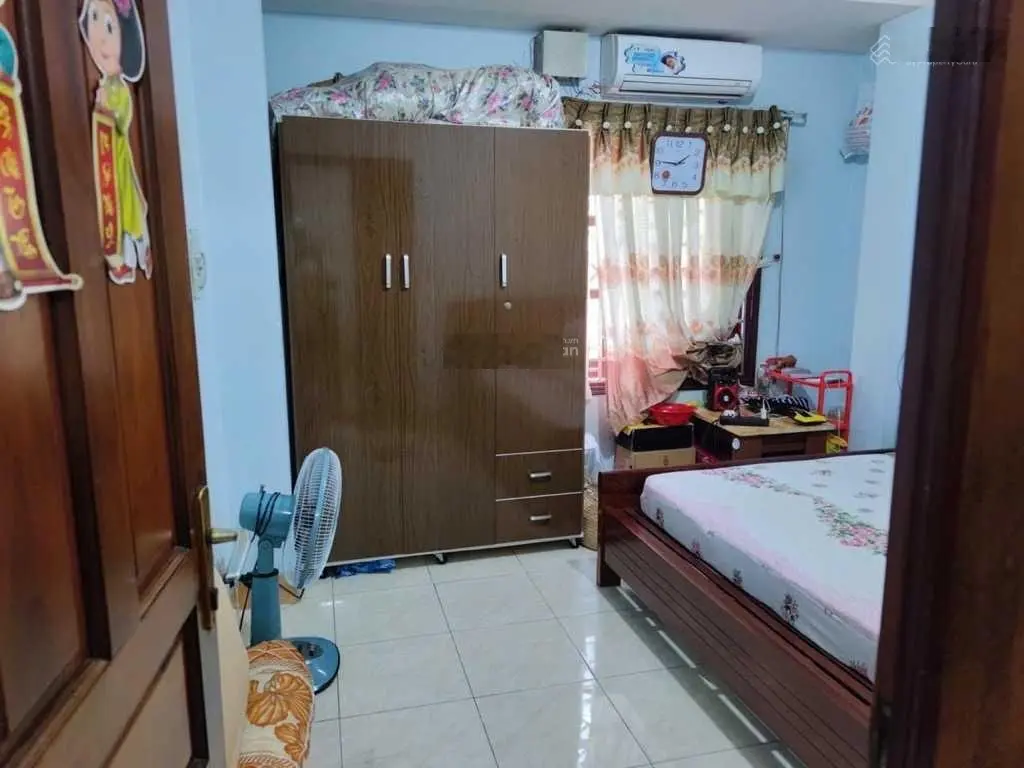 Mặt tiền Tân Phước, 3 tầng, khu chợ vải nổi tiếng Tân Bình