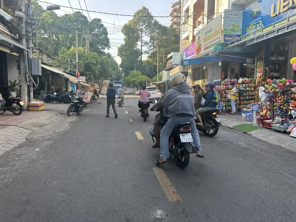 MT Tự Quyết 8x15.4 cấp 4