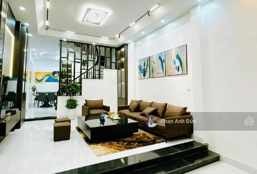 Nhà Phố Trần Quốc Vượng - Cầu Giấy, gần ôtô, TT Cầu Giấy, dân xây, DT 35m2, MT 6m giá 6 tỷ