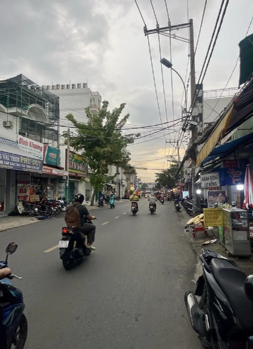 Mặt tiền khu trung tâm bàu cát - lô góc - 62m2 - 4,6 x 16 - 8,2 tỷ