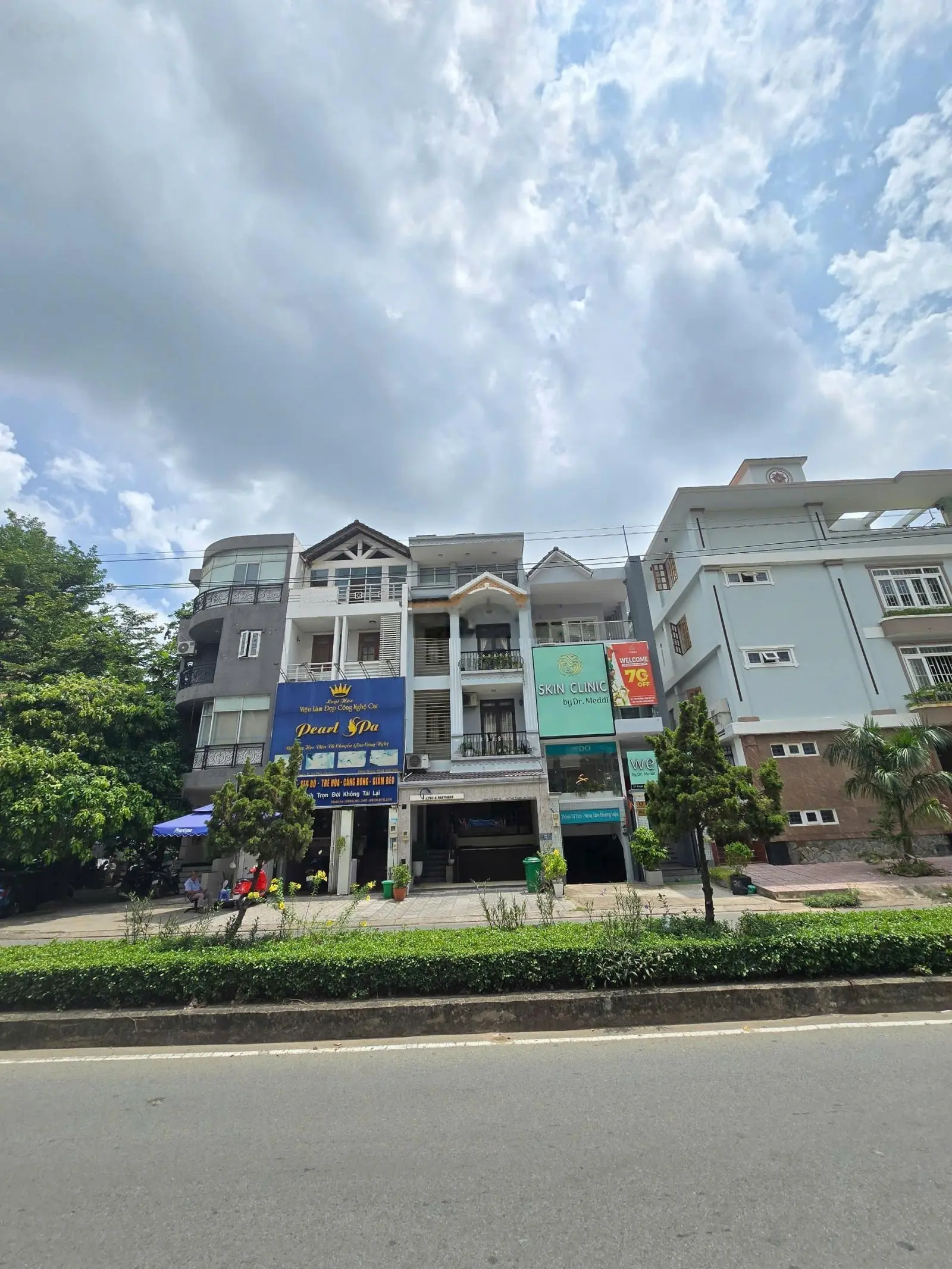 Bán nhà mặt phố tại Thái Thuận, 32 tỷ, 100m2, hàng hiếm tại Q2, HCM
