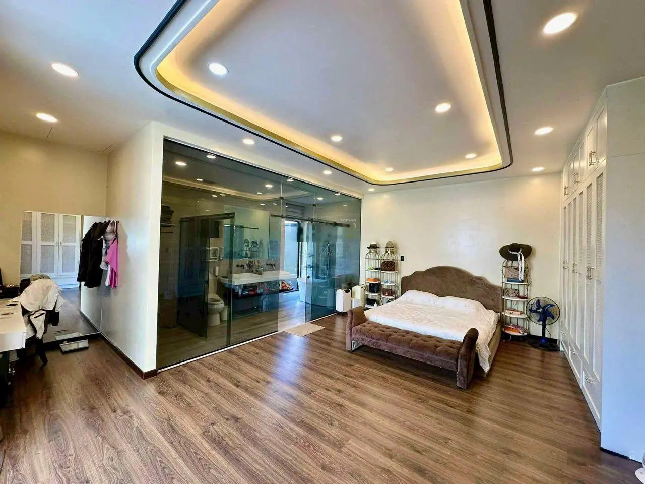 Biệt Thự Khu ven sông sau lưng Giga mall