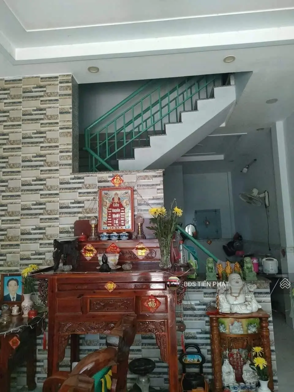 Nhà bán. Kênh Trung Ương, Vĩnh Lộc A - Bình Chánh. DT: 4x12 . 1 trệt 1 lầu. Giá 1.2 tỷ