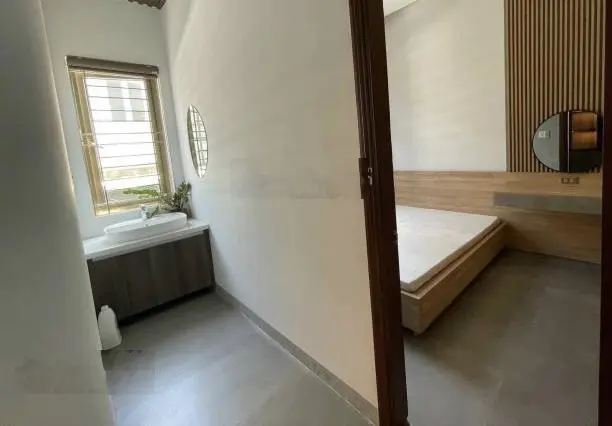 Cần bán gấp nhà Võ Văn Tần , p5, quận 3. Dt 44,8m2. Giá 3tỷ 250