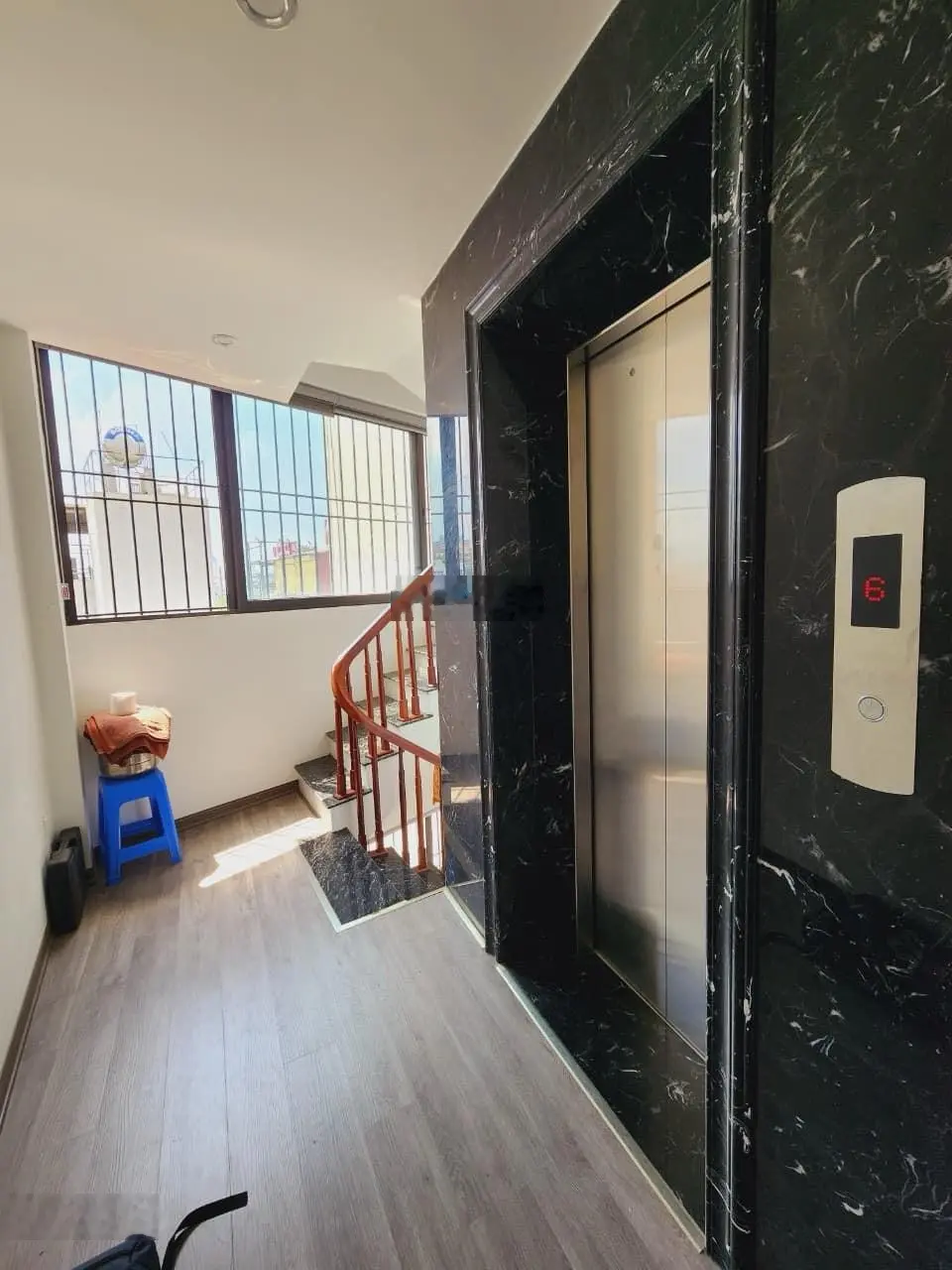 Bán nhà Thái Thịnh - Yên Lãng 55m2 x 6 tầng Thang máy Ô tô sát nhà Phân lô Ngõ thông Kinh doanh