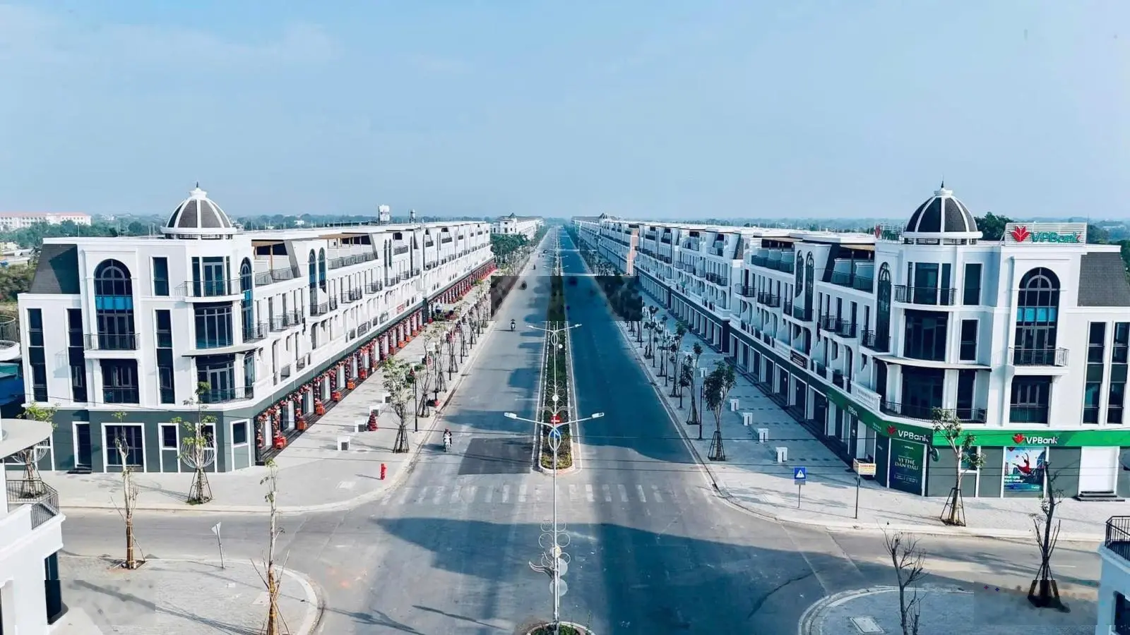 Mở Bán Đợt 1 Vinhomes Green City Nhà Phố 4 tầng Giá chỉ 4 tỷ - Liên hệ nhận thông tin chi tiết!