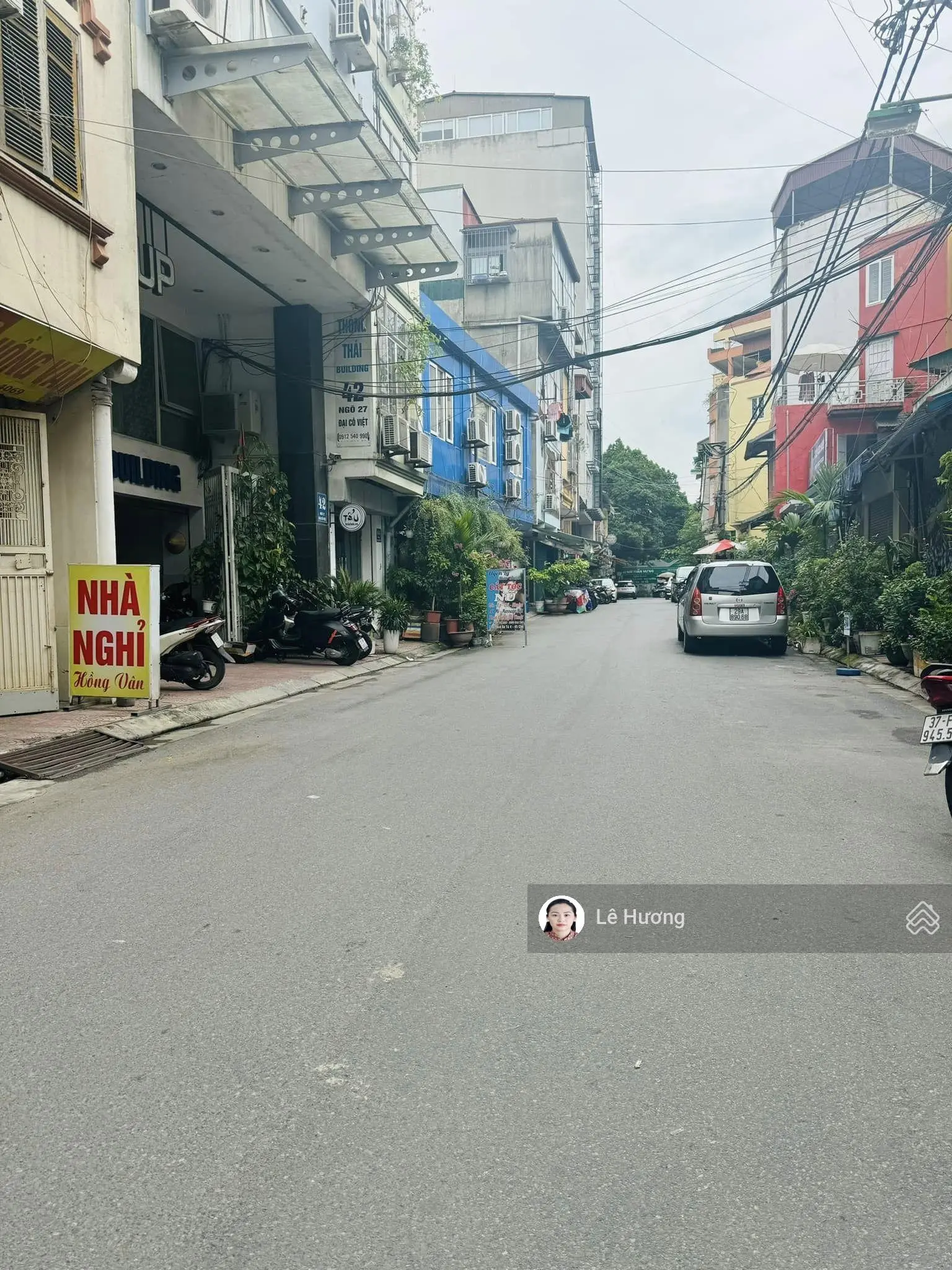 Vỉa hè, 3 oto tải tránh nhau, hai mặt ngõ, đại cồ việt, khu víp nhất hai bà trưng.