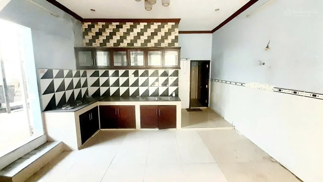Bán nhà Đặng Văn Bi - Thủ Đức - 77M2 - Nhà 2 Tầng - Ô Tô Ngủ Trong Nhà - 3 Phòng Ngủ