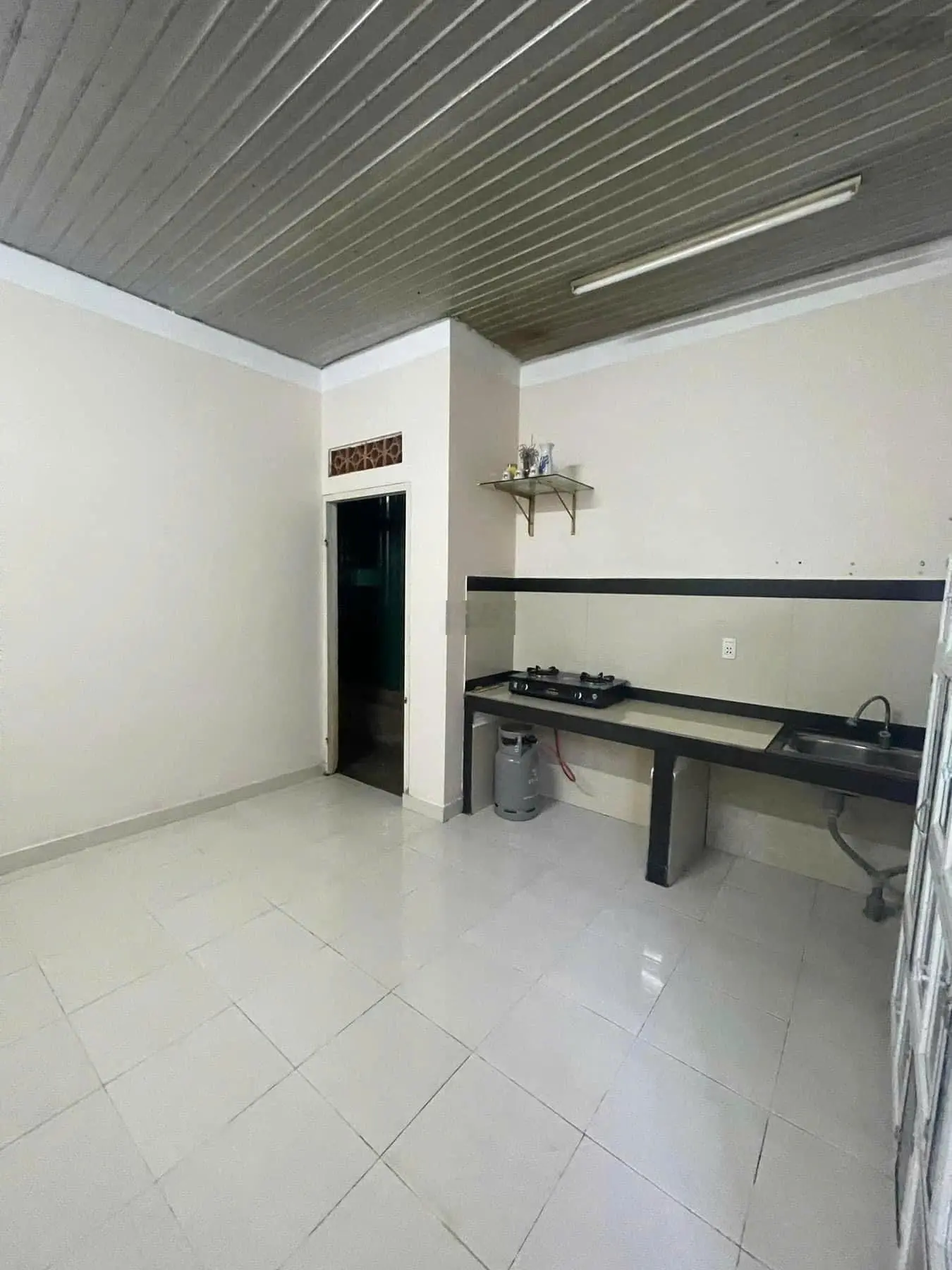 Mặt tiền đường Đặng Gia. Tt Lạc Dương, Đà Lạt.120m2 giá chỉ 4ty2