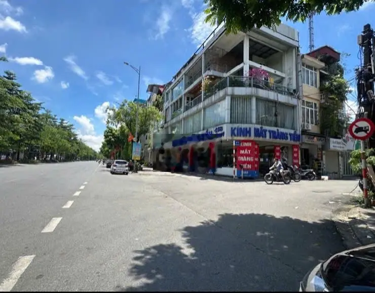 BÁN ĐẤT NGÔ GIA TỰ-lONG BIÊN ,NGÕ THÔNG OTTO VÀO 31M,MT 4,2M, 3,85 Tỷ