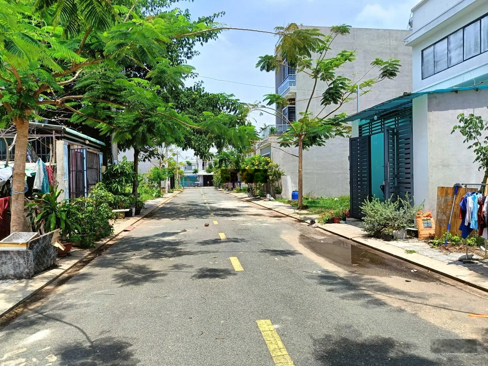 Bán lô đất ngộp 64m2(4x16), DA Blue Diamond Riverside, shr, sang tên ngay, P Long Phước, TP Thủ Đức