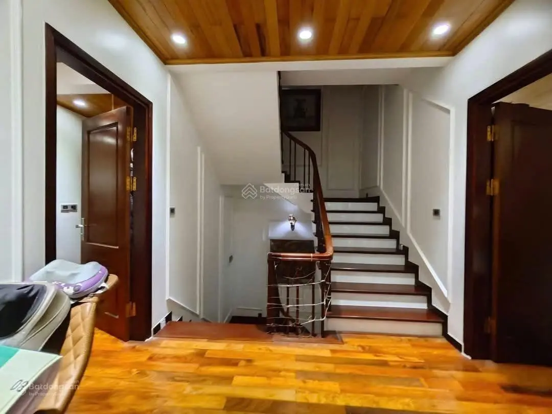 Bán bt gamura. lô góc 3 thoáng, dt,191m x 4 tầng. 5 ngủ. wieu vườn hoa. sổ vuông. giá, 59 tỷ