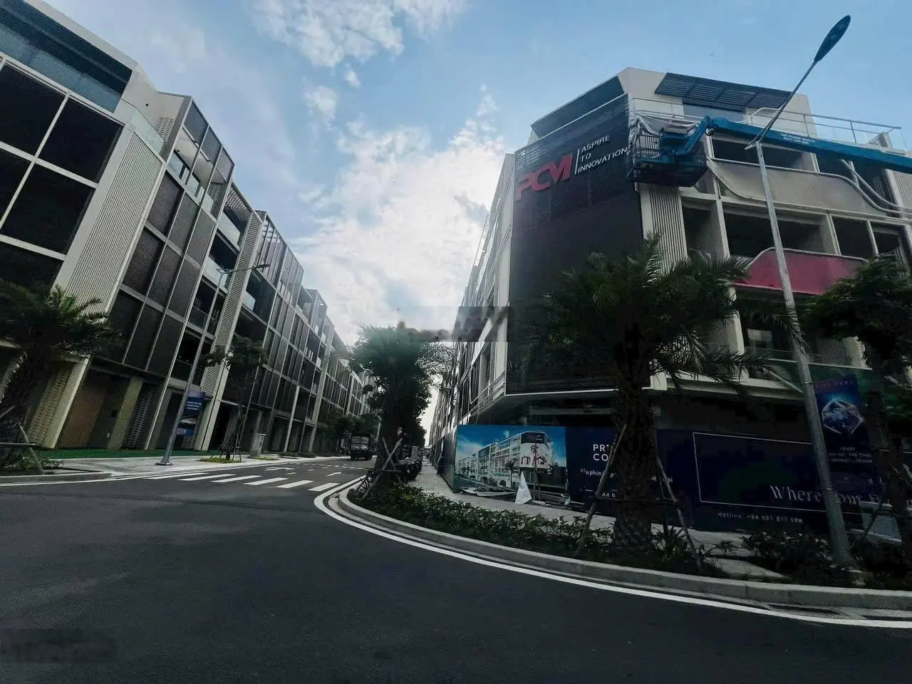 Nhà phố cao cấp sổ hồng riêng lâu dài trung tâm Quận 2 The Global City