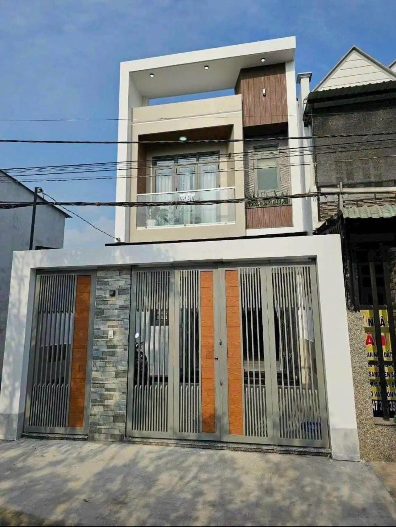 Cần bán căn nhà ở đường 18B ngay chợ Bình chánh 5x20, 1 lầu giá bán 760TR