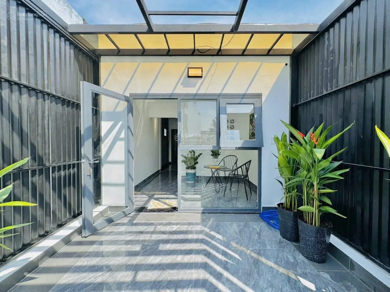 Về quê nên cần bán nhà HXH đường Nguyễn Đình Chiểu, Q3 - Giá 6,2 tỷ / 56m2 (4x14)m. 1 trệt 1 lầu