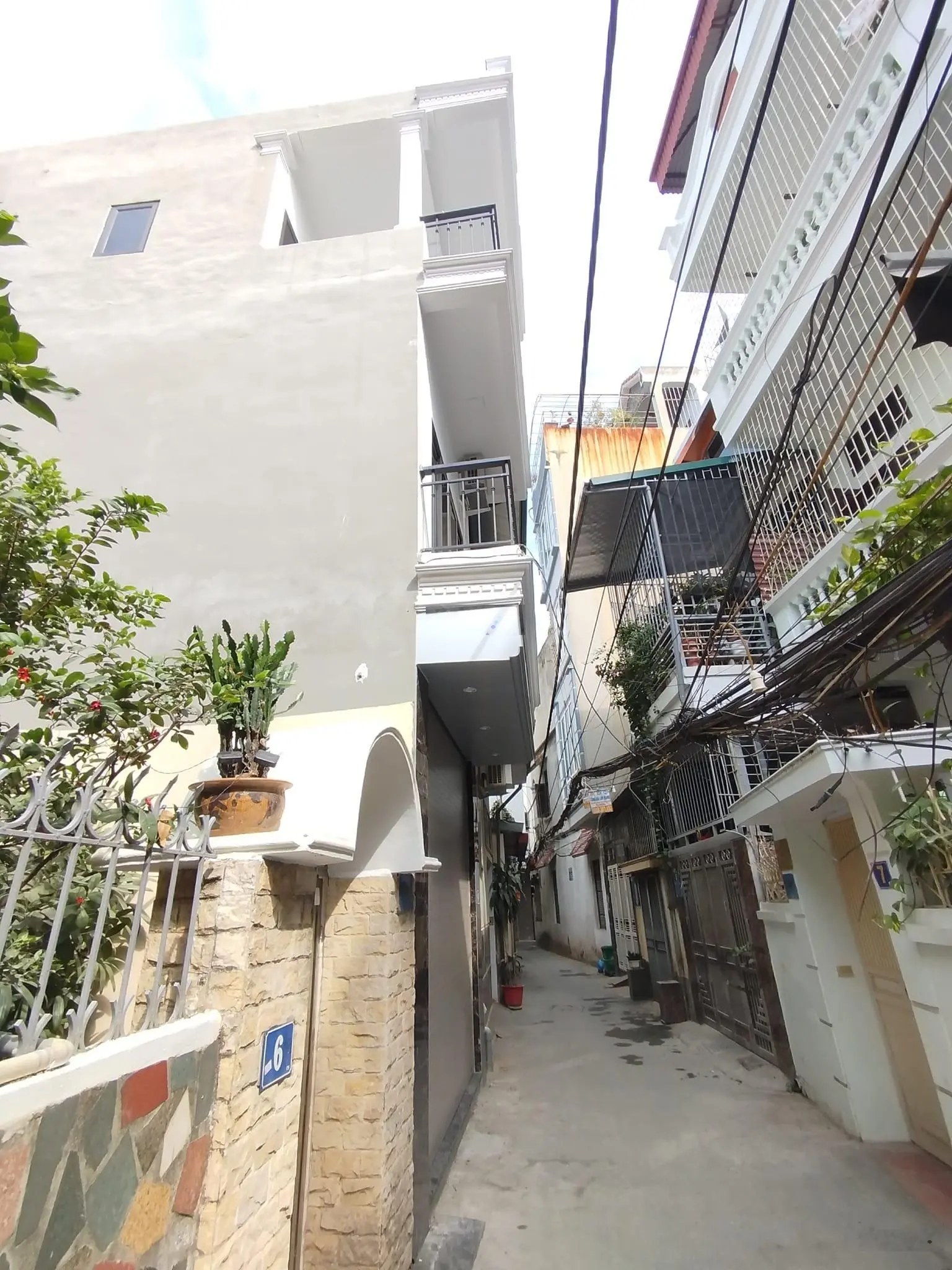 Nhà Đẹp Đón Tết! Phố 19/5 Văn Quán Hà Đông - 45m, 3 Tầng, MT 3.65m, Ô Tô Đỗ Cửa, Giá Chỉ 8.9 Tỷ!