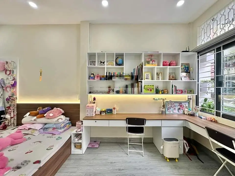 Nhà đẹp cho vợ chồng mới cưới chỉ 3.25 TỶ, MT Sư Vạn Hạnh, Phường 12, Quận 10, 2PN - 2WC, Sổ riêng