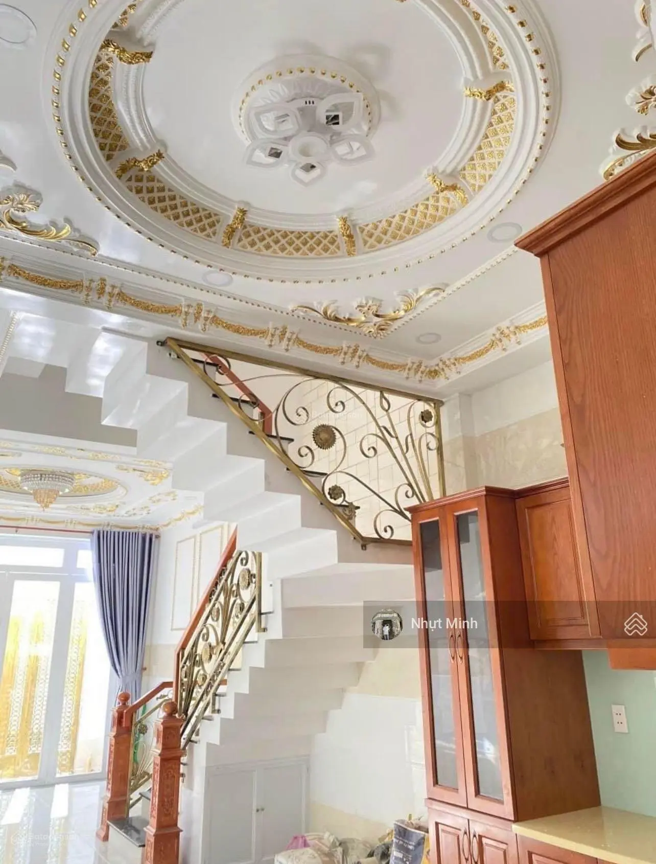 Thu nhập 18tr/tháng nhà Thành Thái, Q10 DT 56m2/giá 3.2 tỷ kết cấu 3 tầng hẻm xe hơi. Tặng nội thất