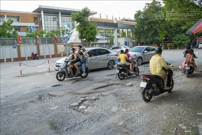 Nhà đẹp lung linh ngõ 282 Kim Giang - sát trường Đại Kim - ô tô đỗ 4 phòng ngủ - 36m2 x 5T x MT 4m