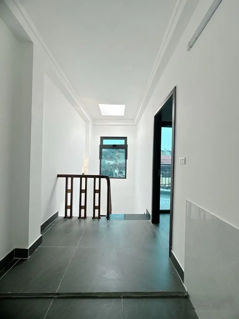Bán nhà riêng 10,4 tỷ, 35m2, Kim Ngưu ngõ ô tô kinh doanh - mặt tiền căn góc