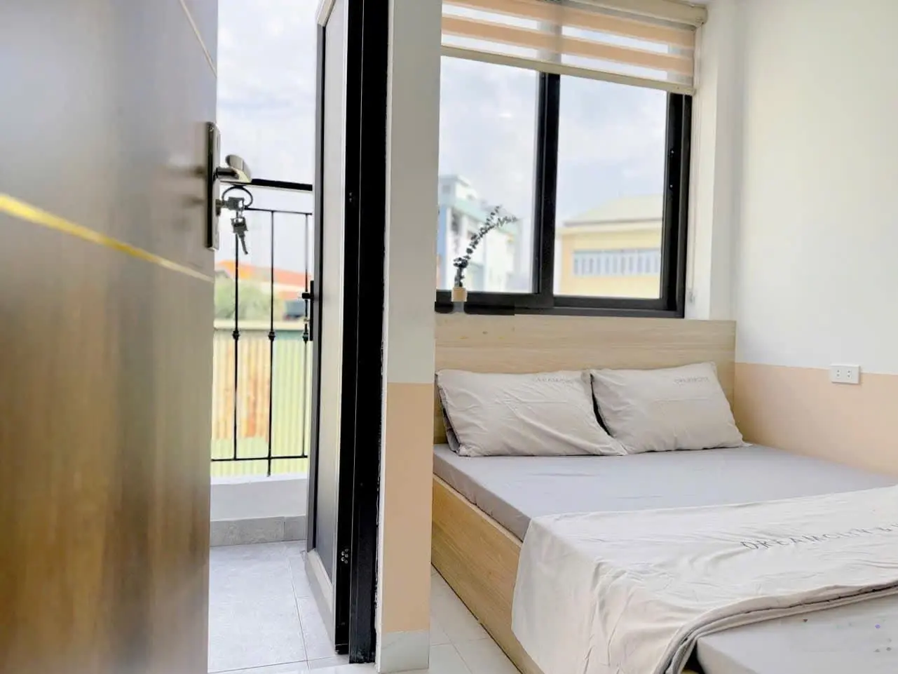 Siêu phẩm! CHDV Nguyễn Lương Bằng- Đống Đa 70M2*8T, MT 5M, 20 phòng KK, đủ PCCC, dòng tiền 1tỷ4/năm