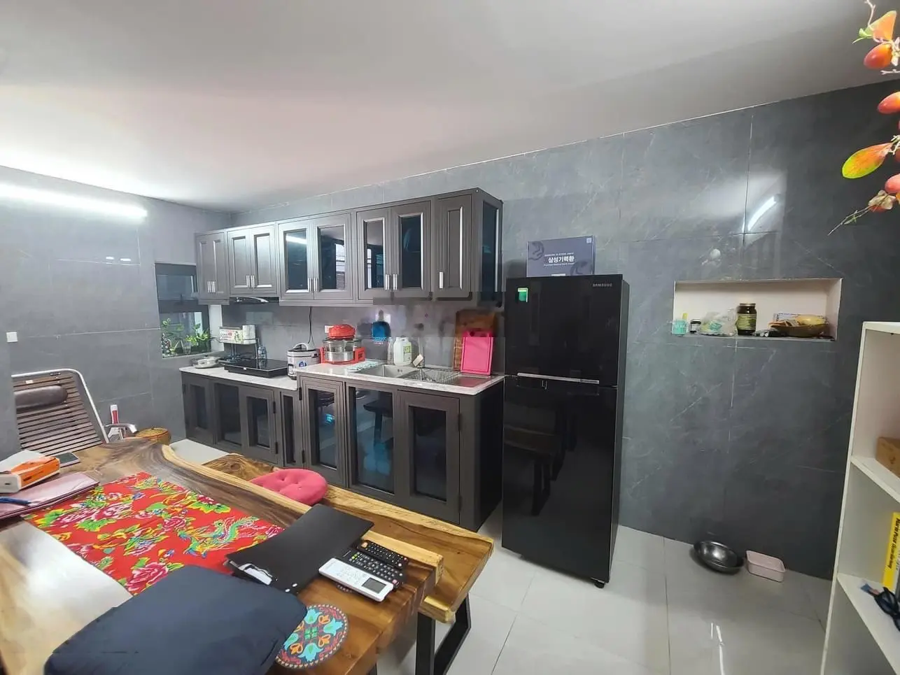 Hot, ĐẶNG TIẾN ĐÔNG-ĐỐNG ĐA-HÀ NỘI, DT: 52m2 x 2 Tầng-MT: 4,6m / Giá : 3,5 Tỷ