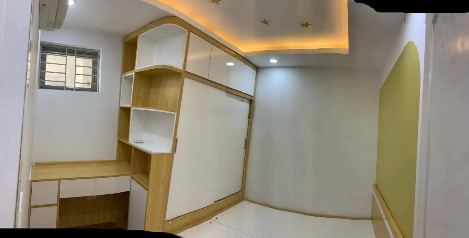 Cần bán nhà đẹp giá chỉ 2ty2 2 phòng ngủ ở Linh Đàm LH 0362 594 ***