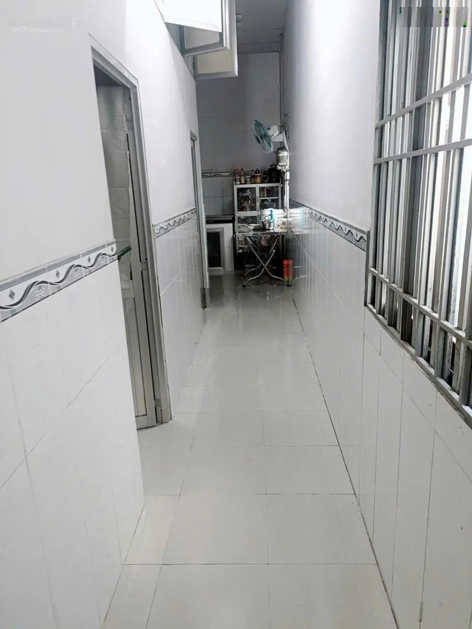 Nhà cấp 4 hiện trạng đẹp ở ngay, mặt tiền đường Hồng Sến, P. Long Thạnh Mỹ , Q.9