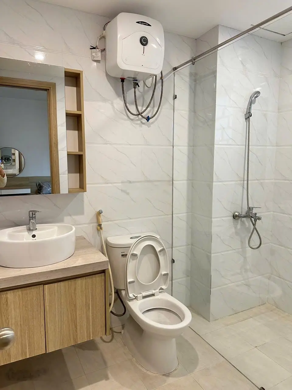 Bán toà căn hộ 5 tầng Khuê Mỹ Đông 10 - Đối diện công viên. DT 102m2 giá 16,2 tỷ TL. DT 60tr/th