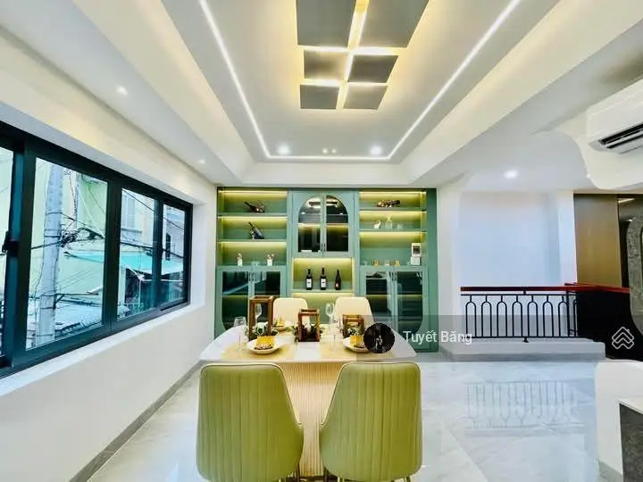 Nhà đang cho thuê 18 tr/t Phạm Văn Hai,P.3,Q.Tân Bình.Gía chỉ 3tỷ390.Liền kề cv Hoàng Văn Thụ