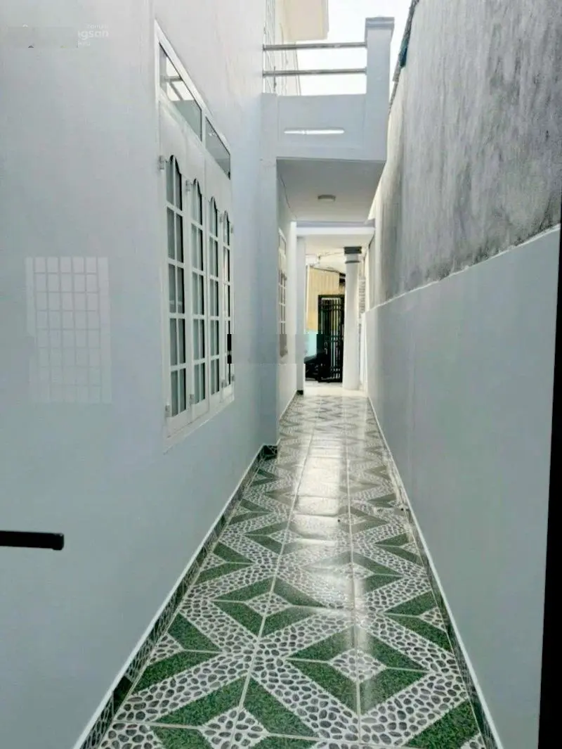Định cư bán nhà 2 tầng hẻm xe hơi 91m2, 5*18m chỉ 4 tỷ nhỉnh gần UBND Linh Xuân Thủ Đức giá tốt