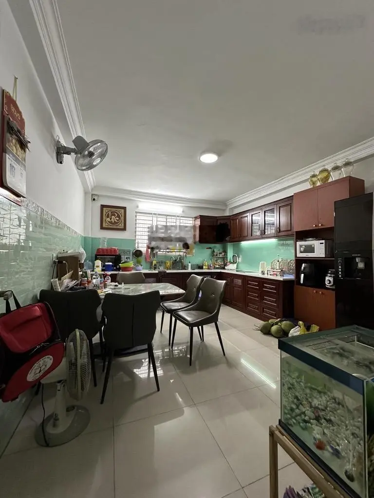 Bán nhà 4 tầng - 60m2 (4 x 15) - 2 mặt hẻm, xe hơi vô nhà, Nguyễn Hồng Đào, Tân Bình, Chỉ 11 tỷ x