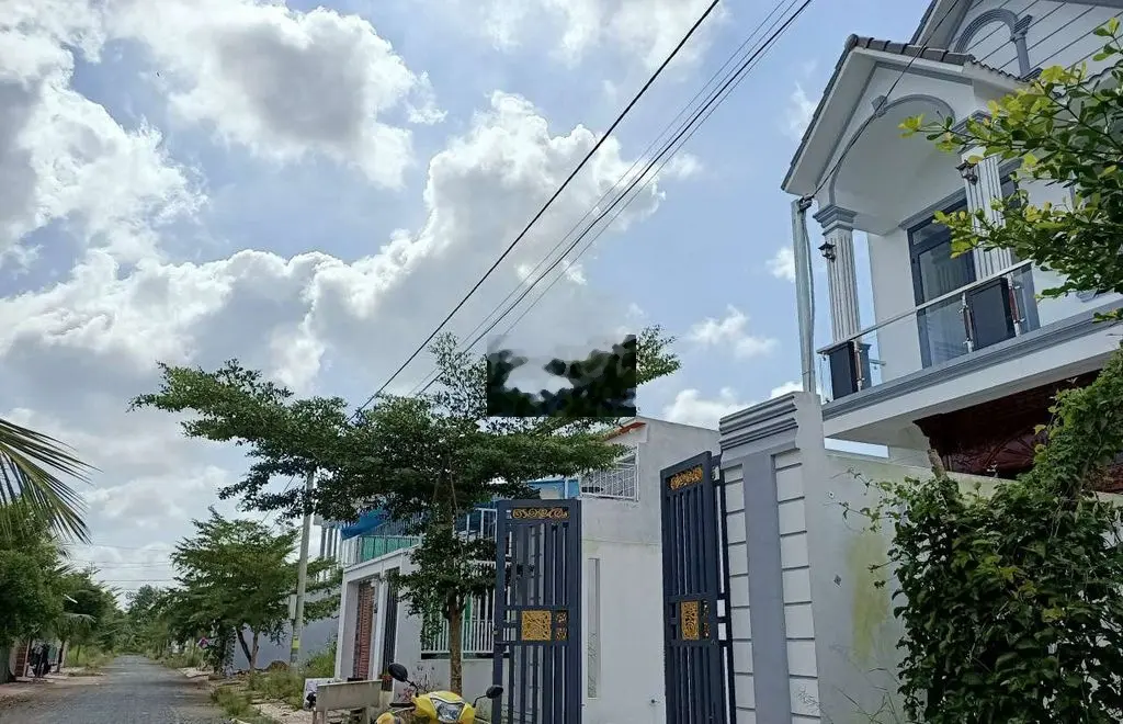 BÁN NHÀ NHẬN CHÍNH CHỦ 2TỶ5 - KHU KIM CƯƠNG, PHƯỜNG 8, TP. VĨNH LONG