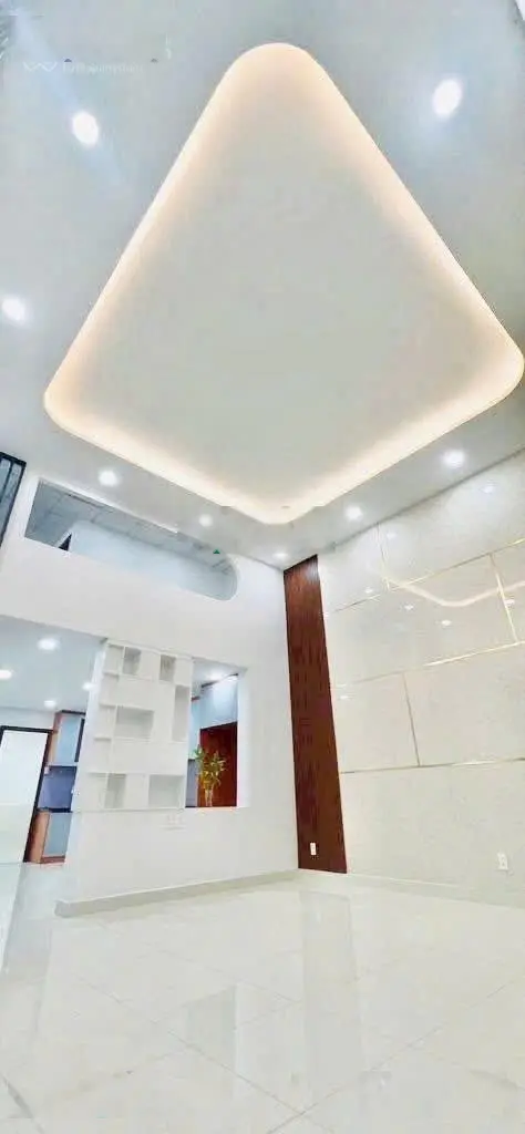 Khu vip nhất Quận 9 - Hiệp Phú ngay VinCom - 135m2 7tỷ5 chốt 6.2 tỷ (ngang 7m dài 20m)