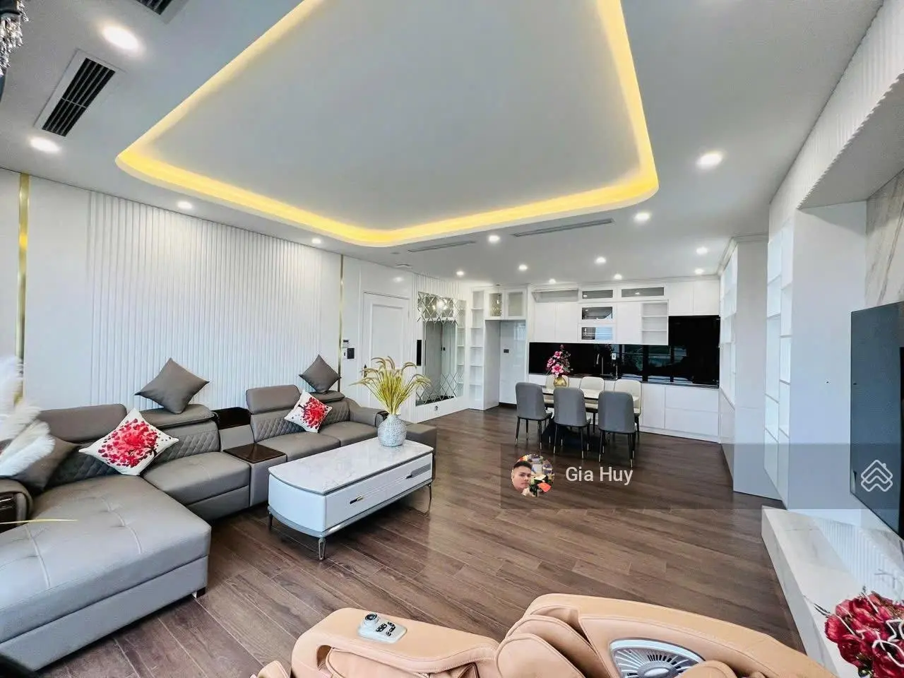 Bán nhà hàng kinh doanh 2 mặt tiền tại đường 419, Hợp Đồng, Chương Mỹ, 6,5 tầng, MT: 8m
