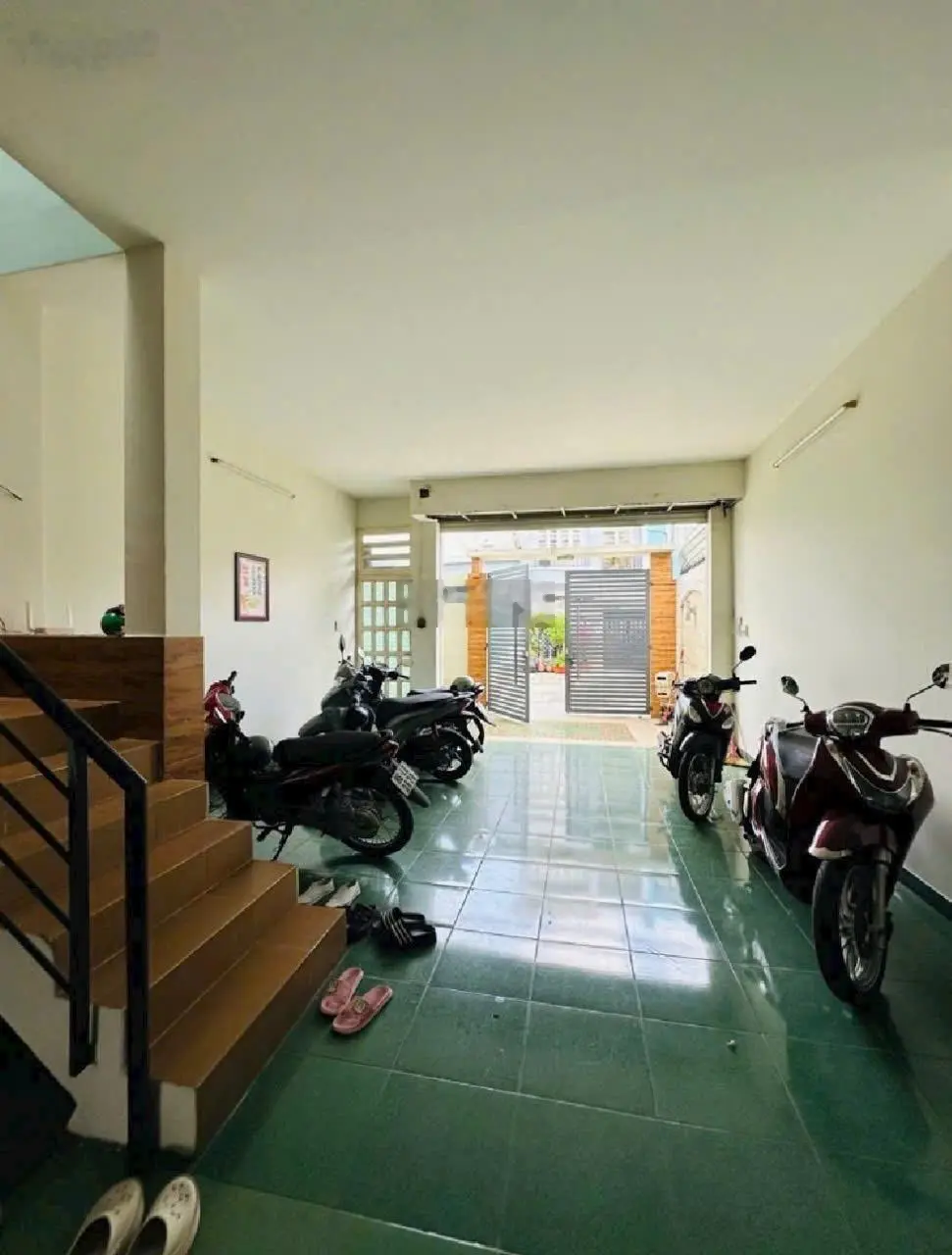 Bán gấp nhà hxt phú hữu, quận 9, diện tích 180m2 , giá nhỉnh 12,7 tỷ