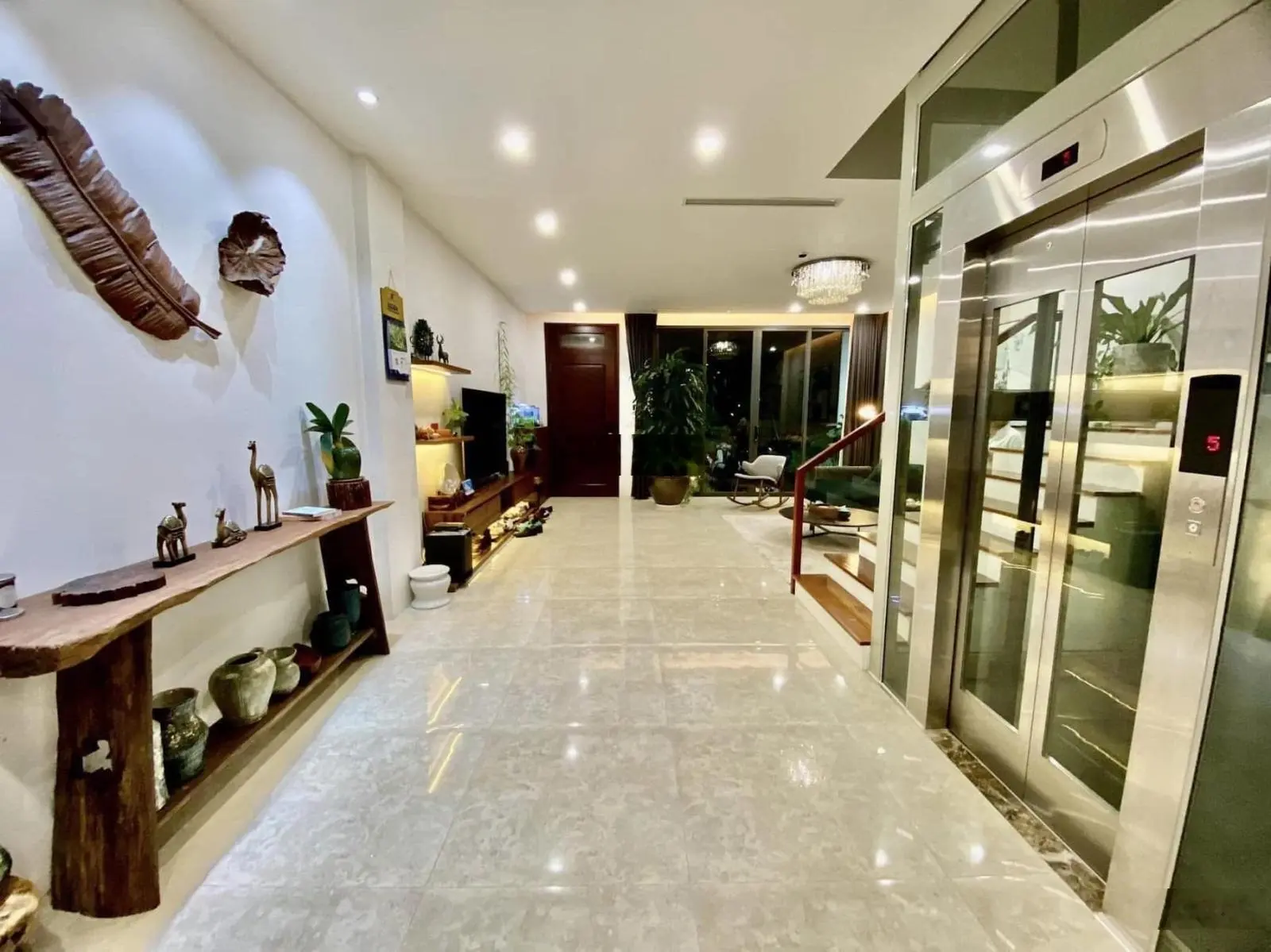Hot! phố Thái Hà - Đống Đa. 7 tầng thang máy, kinh doanh, văn phòng đỉnh. duy nhất 1 căn bán