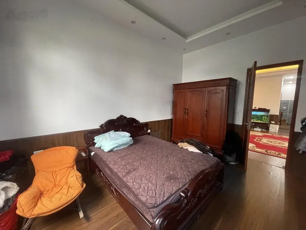 BIỆT THỰ VƯỜN AN YÊN 120m2/ 2 tầng/ 13.6 tỷ - Lưng Tựa Sơn, Mặt SÁT Hồ, Đường 10M,THOÁNG VĨNH VIỄN