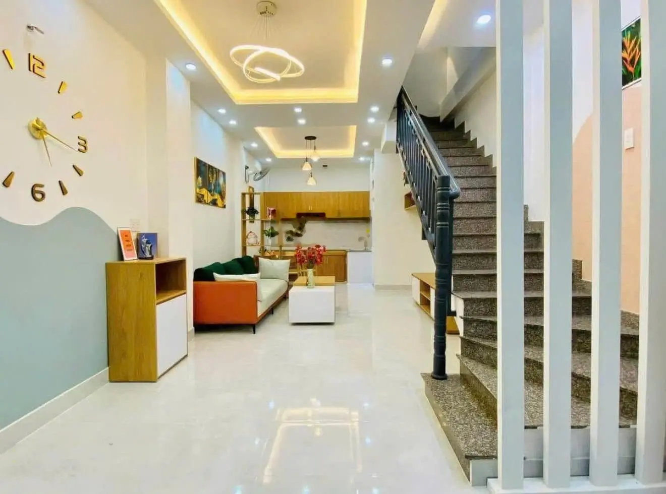 NHÀ NGỢP BÁN GẤP Vĩnh Hội, 1,79 tỷ, 52m2, 2PN, 2WC, Quận 4, HCM