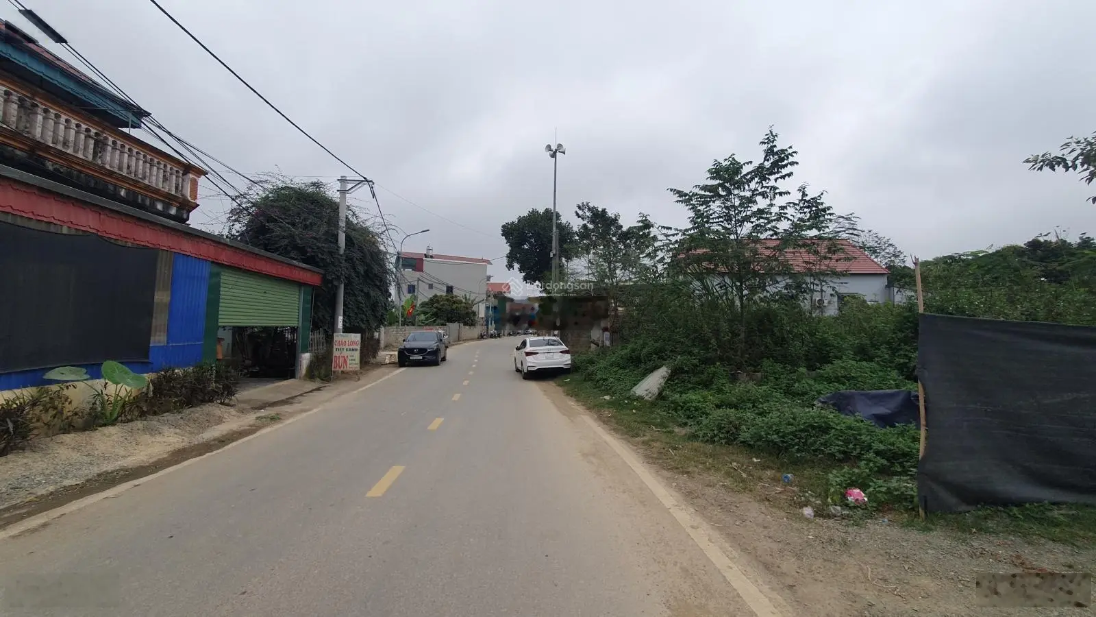 Bán đất diện tích 761m2 trục chính đường Phú Mãn, Quốc Oai