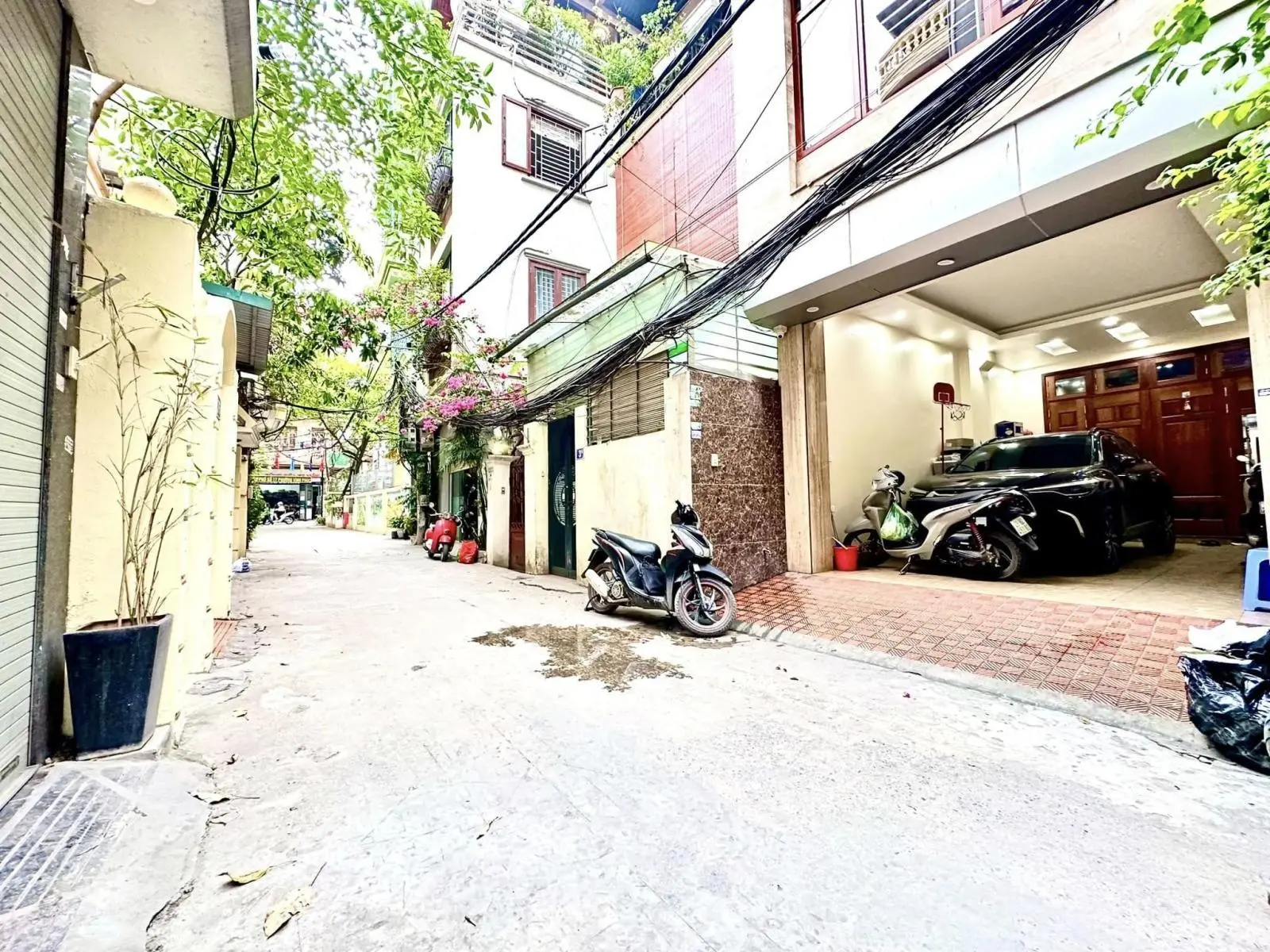 Chính chủ bán nhà phố Đội Nhân, 6 tầng thang máy, ô tô 7 chỗ trong nhà. Tặng nội thất chỉ 21 tỷ