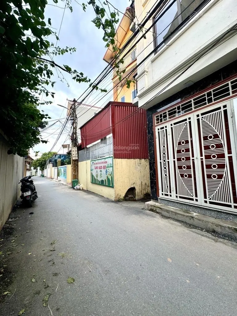 Bán nhà cầu cốc, vinsmartcity hàng xóm vinsmartcity , 41m2 , 4.x tỷ